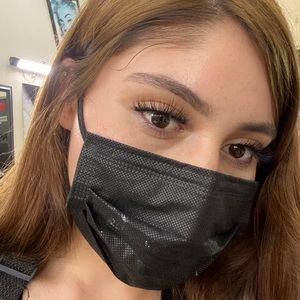 Meet your Posher, Amalia